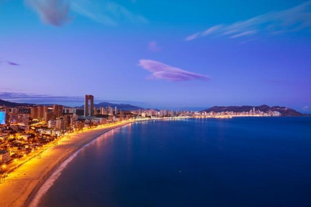 Sunset Waves Benidorm By Mar Holidays Esterno foto